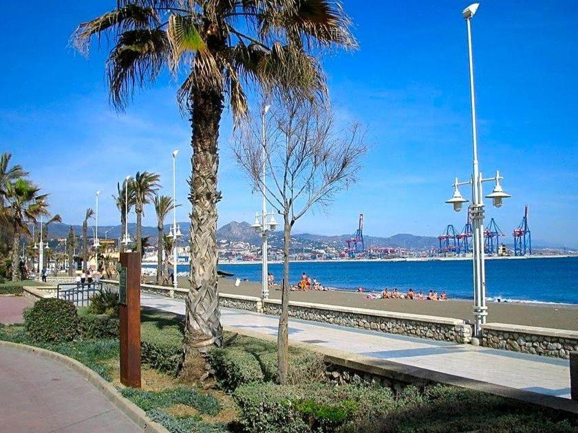Goya Apartamentos Малага Экстерьер фото