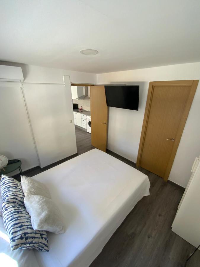Goya Apartamentos Малага Экстерьер фото